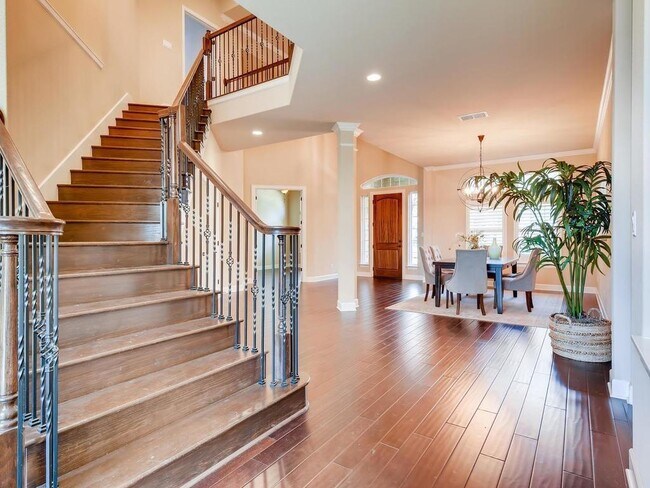 Building Photo - 215 Reveille Rd