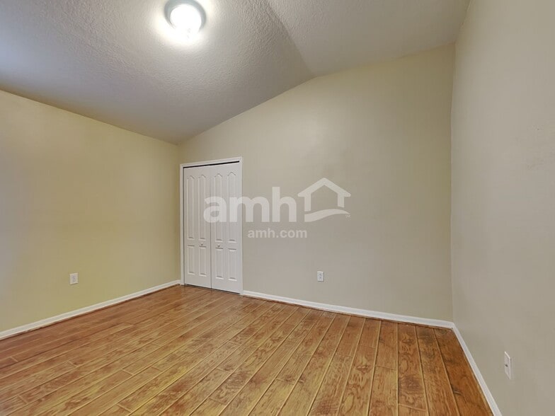 Building Photo - 15511 Montilla Loop