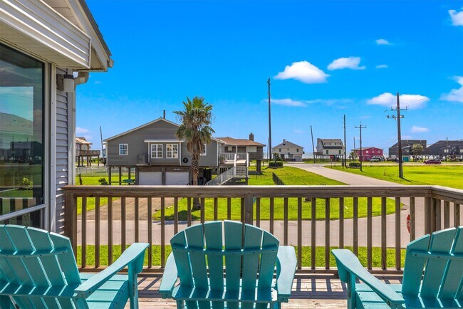 Building Photo - 22022 Zachary Dr