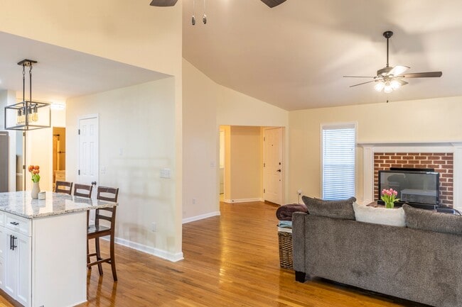 Building Photo - 604 Wilder Dr