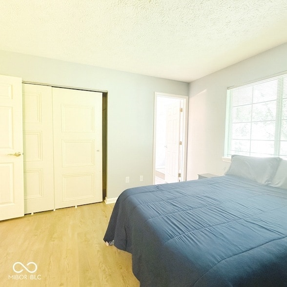 Building Photo - 1111 Island Woods Dr