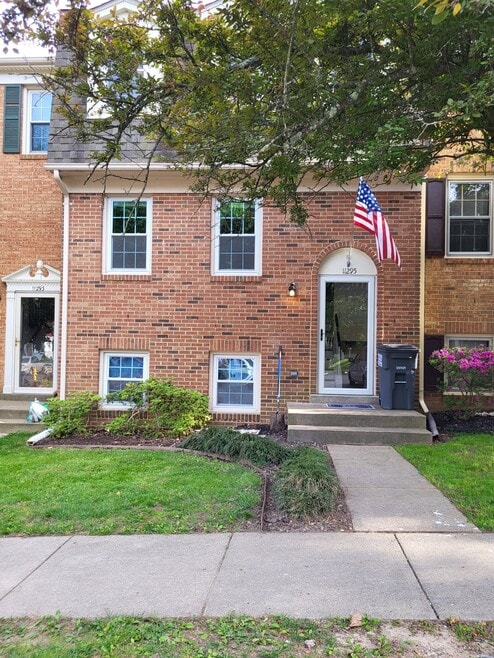 Building Photo - 11295 Edgemoor Ct