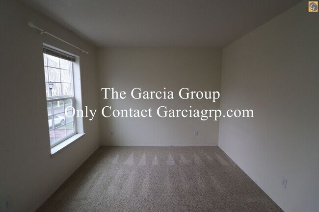 Building Photo - 6034 Northeast Birch Street