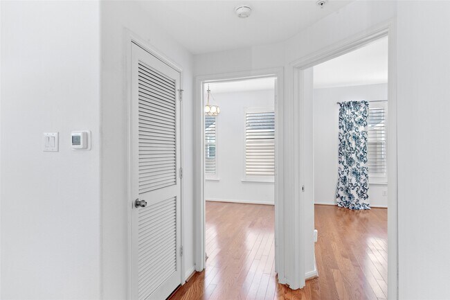 Building Photo - 12707 Boheme Dr