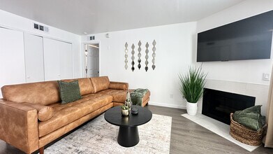 Building Photo - 4205 Ohio St