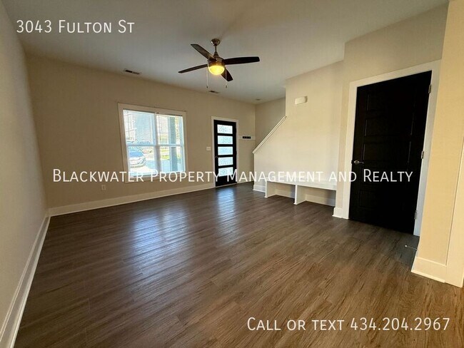 Building Photo - 3043 Fulton St