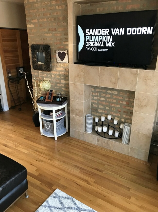 Building Photo - 5756 N Campbell Ave