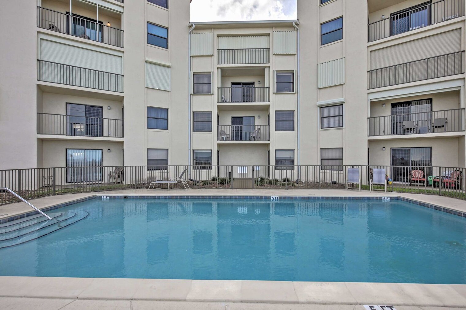Building Photo - 2730 Ocean Shore Blvd