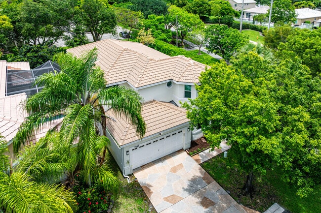 Building Photo - 7087 NW 78th Pl
