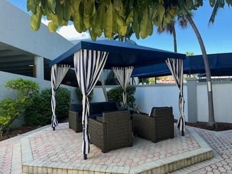 Building Photo - 3031 N Ocean Blvd