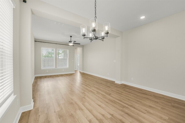 Building Photo - 14918 Mossycup Spur Wy