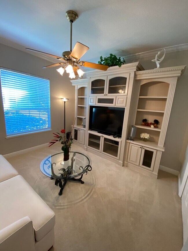 Building Photo - Spectacular and Luxurious Turnkey ANNUAL Lease in The Village of Bridgeport