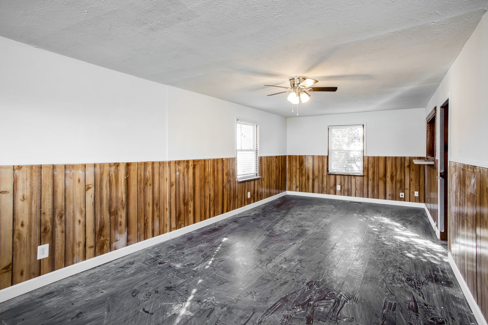 Building Photo - 2110 Brown Ave