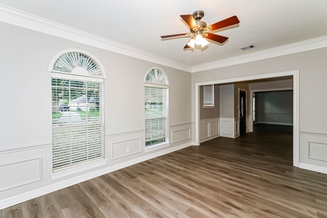 Building Photo - 2657 Concord Dr