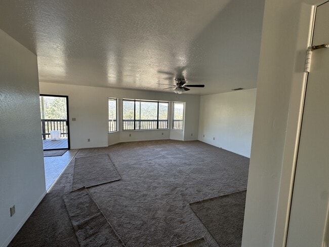Building Photo - 44966 Person Loop S
