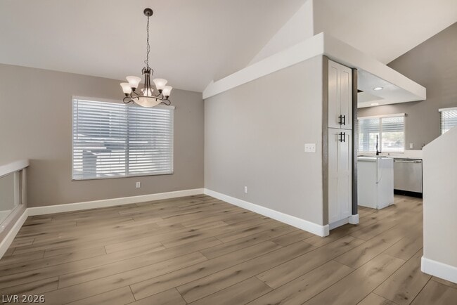 Building Photo - 9753 Silver Lasso St