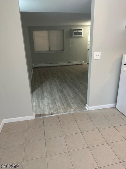 Building Photo - 340 Hudson St