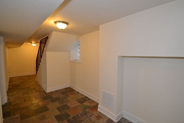 Building Photo - 2835 N Damen Ave