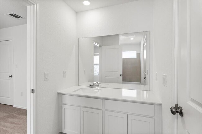Building Photo - 117 Imola St