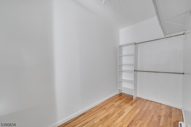 Building Photo - 13 2nd Ave