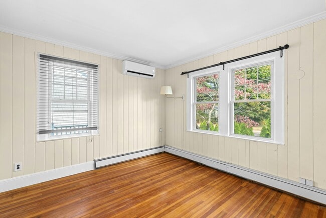 Building Photo - 2630 Boston Post Rd