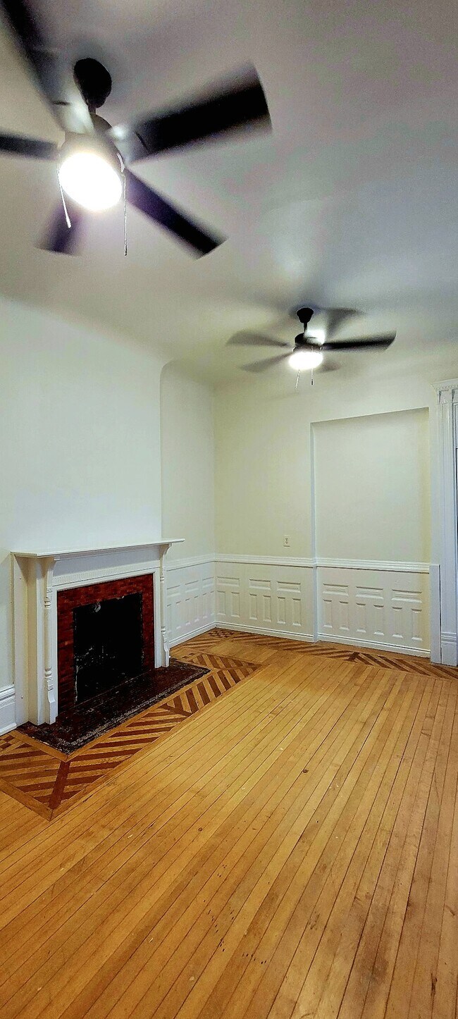 Building Photo - 1536 N Jackson St