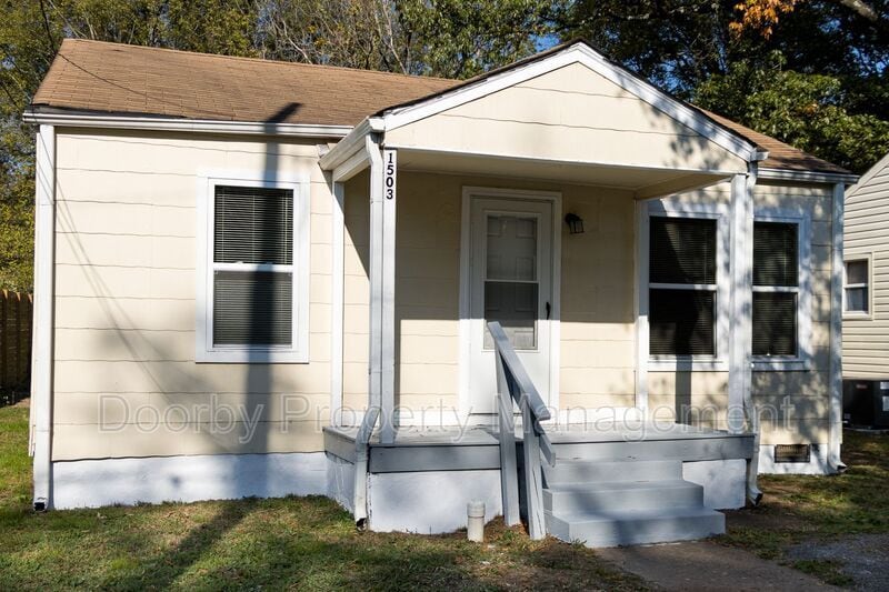 Building Photo - 1503 E 18th St