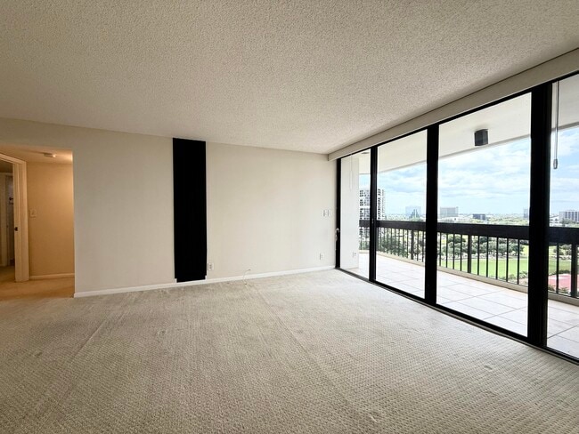 Building Photo - 2000 Presidential Way