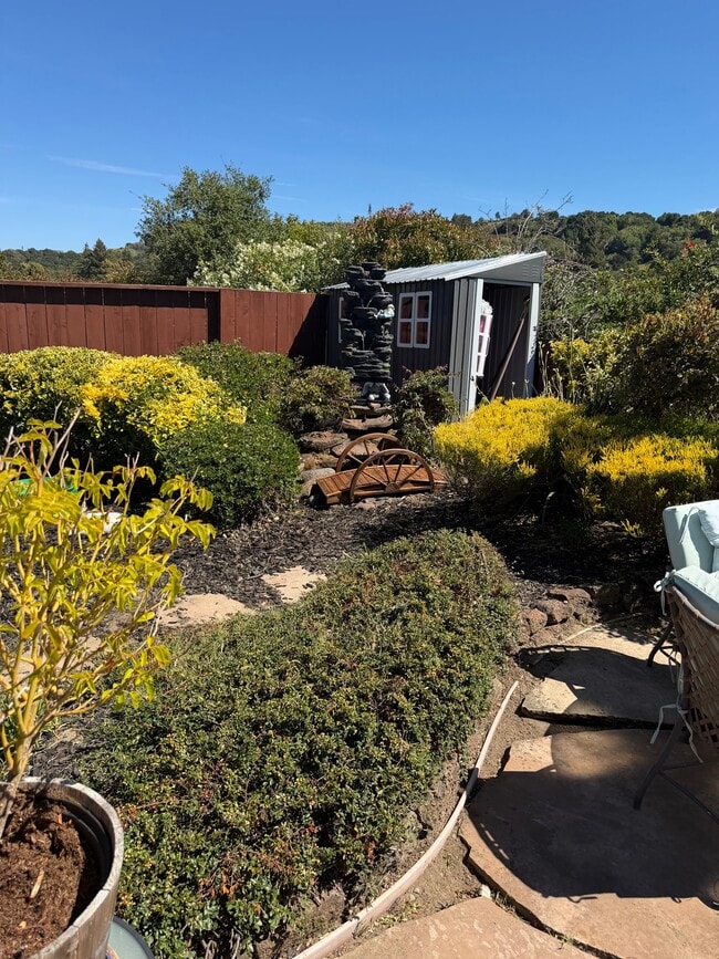 Building Photo - 10 Mount Diablo Cir
