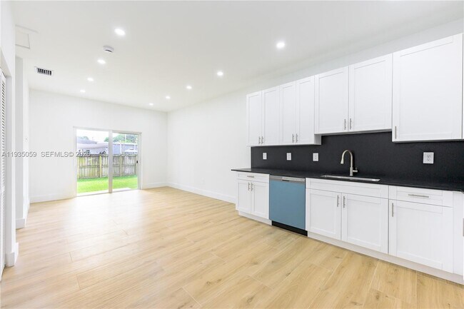 Building Photo - 1864 NW 91st St