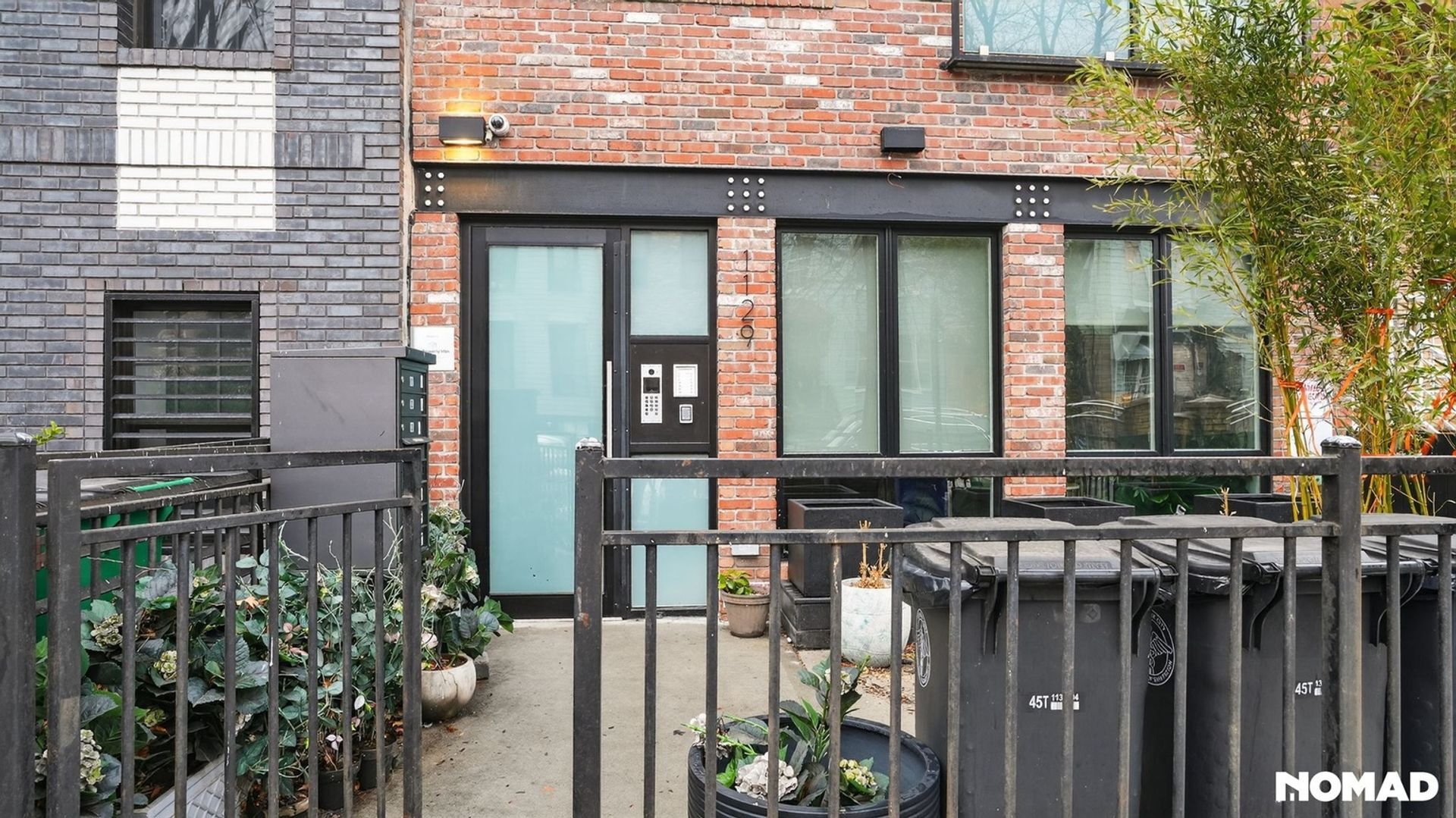 Building Photo - 1129 Halsey St