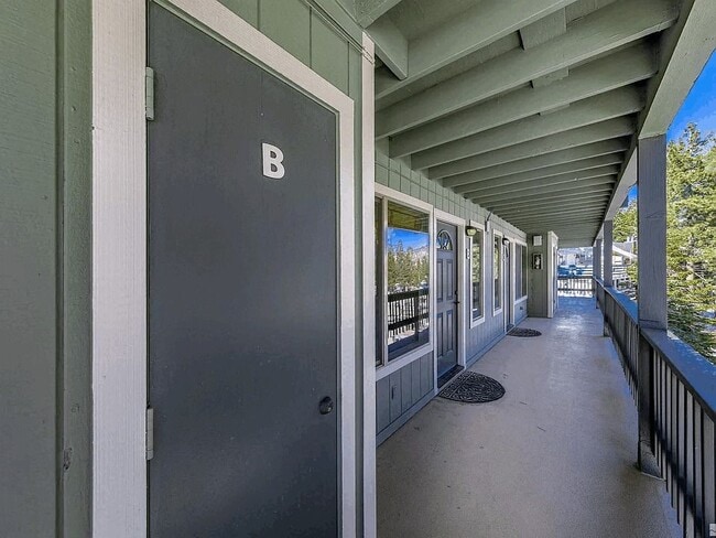 Building Photo - 360 Galaxy Ln