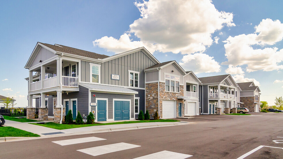 Building Photo - Springs at Lake Elmo