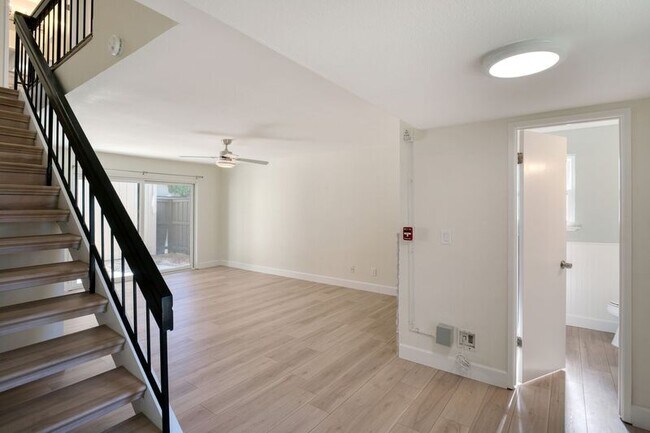 Building Photo - 6726 Calvine Rd