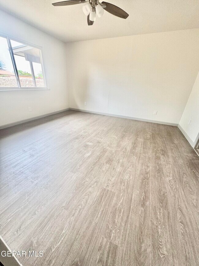 Building Photo - 508 Trails End Ct