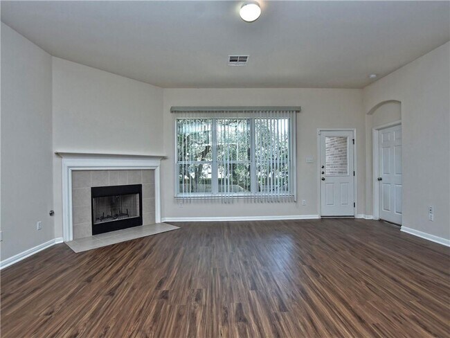 Building Photo - 104 S Gadwall Ln
