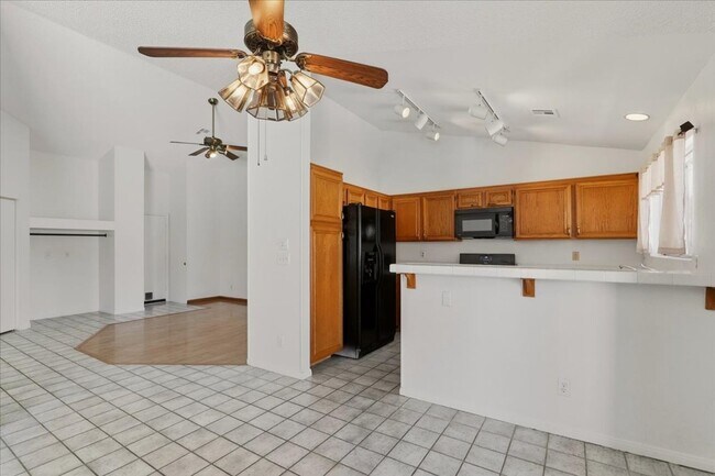 Building Photo - 1 story pool home in the North West- 3 bedroom, 2 baths