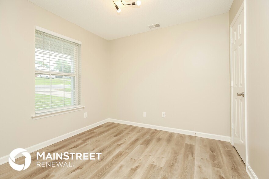 Building Photo - 404 Ty Cobb Cove