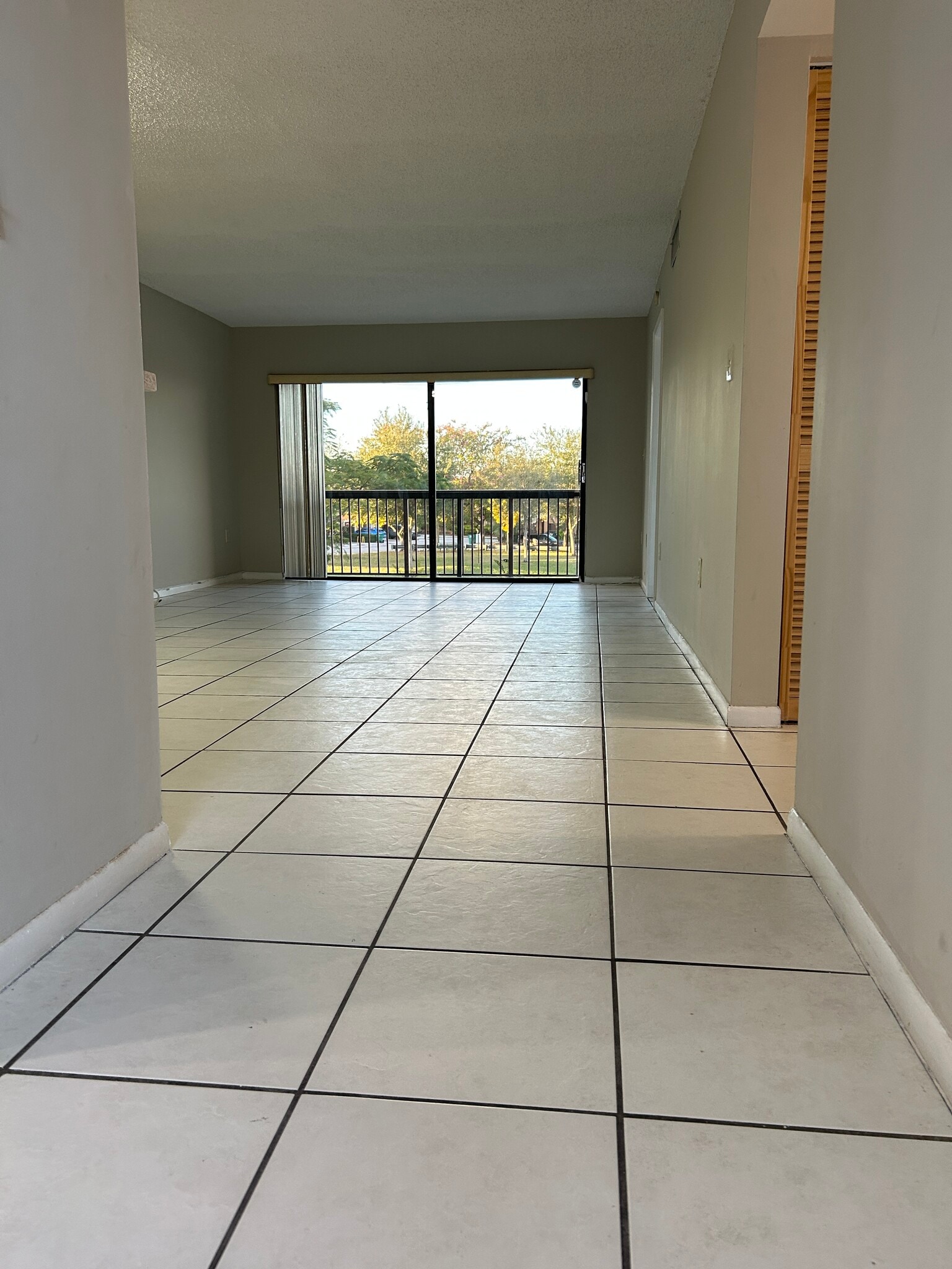 Building Photo - 10255 NW 9th Street Cir