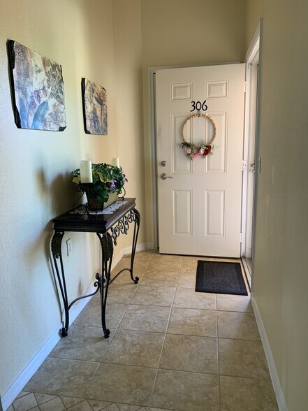 Building Photo - 26630 Rosewood Pointe Dr