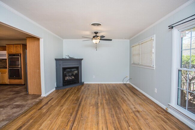 Building Photo - 4213 40th St