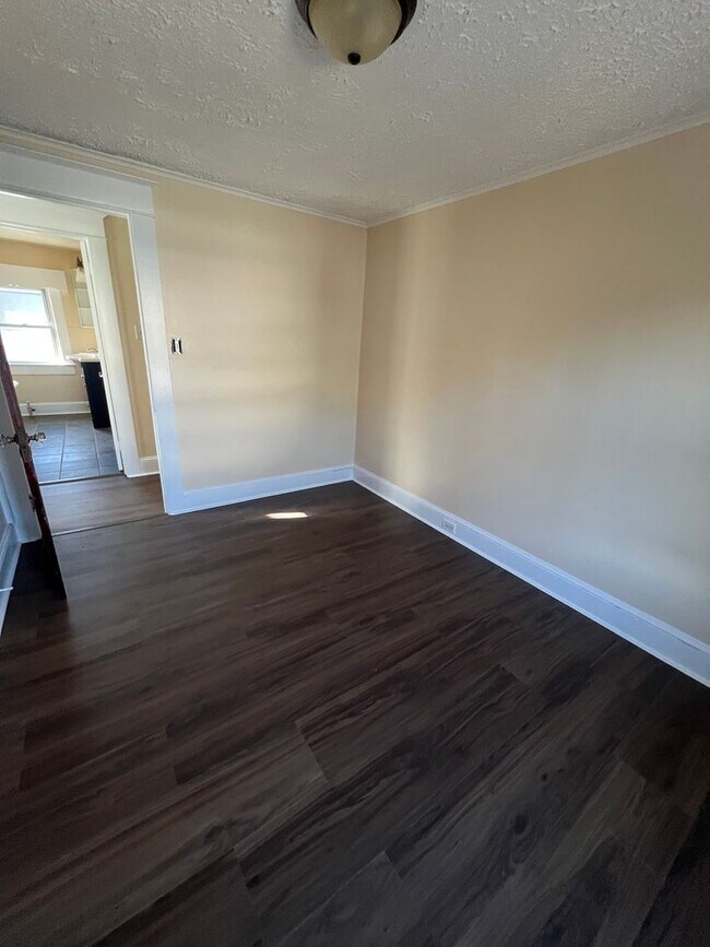 Building Photo - Large 3 Bed/1 Bath Scranton Single Family ...