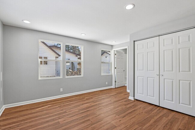 Building Photo - 5315 73rd St