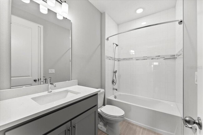 Building Photo - 19105 Planetree St