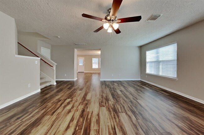 Building Photo - 19210 Doves Landing Ave