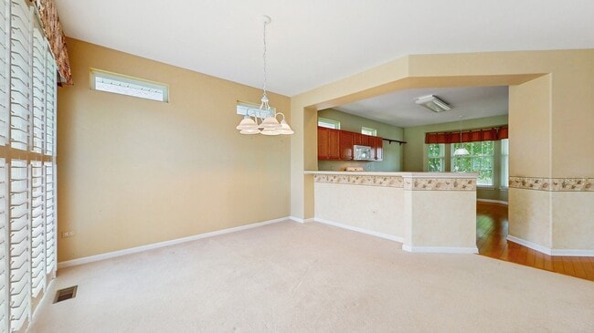Building Photo - 12214 Plum Grove Rd
