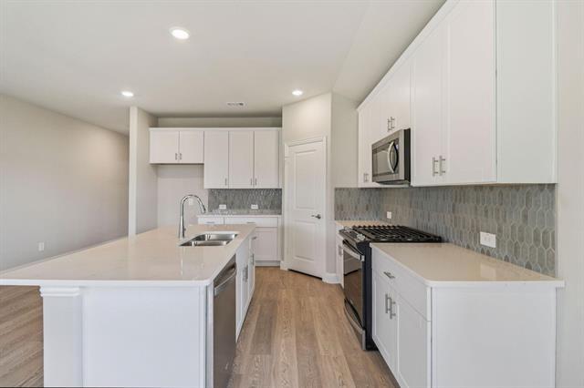 Building Photo - 2114 Dunbar Dr