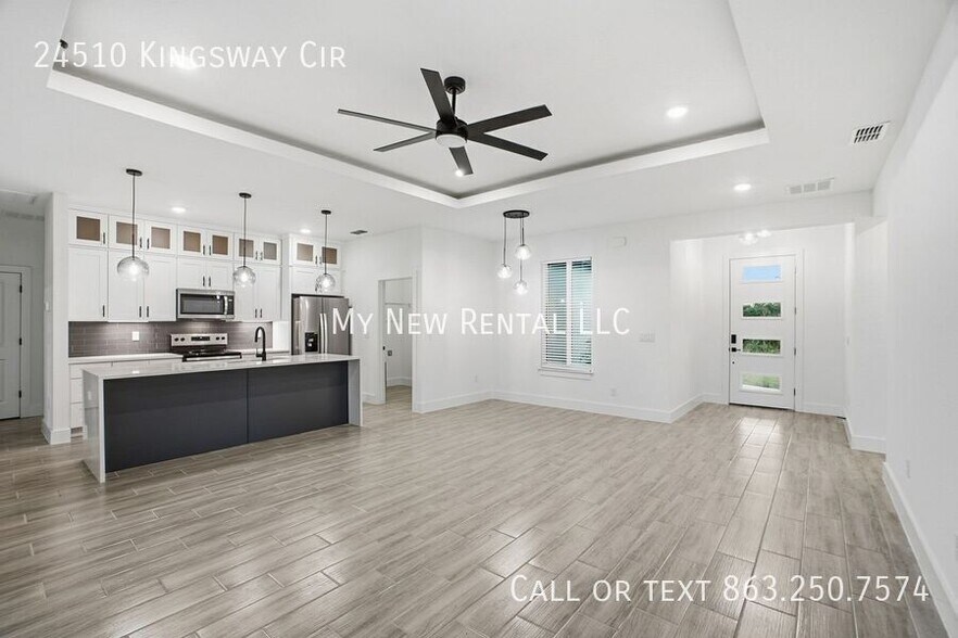 Building Photo - 24510 SW Kingsway Cir