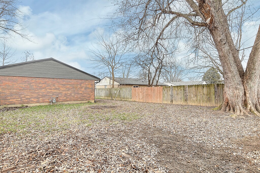 Building Photo - 1204 S Main St