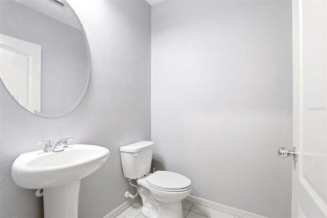 Building Photo - 4813 Apple Blossom Ln